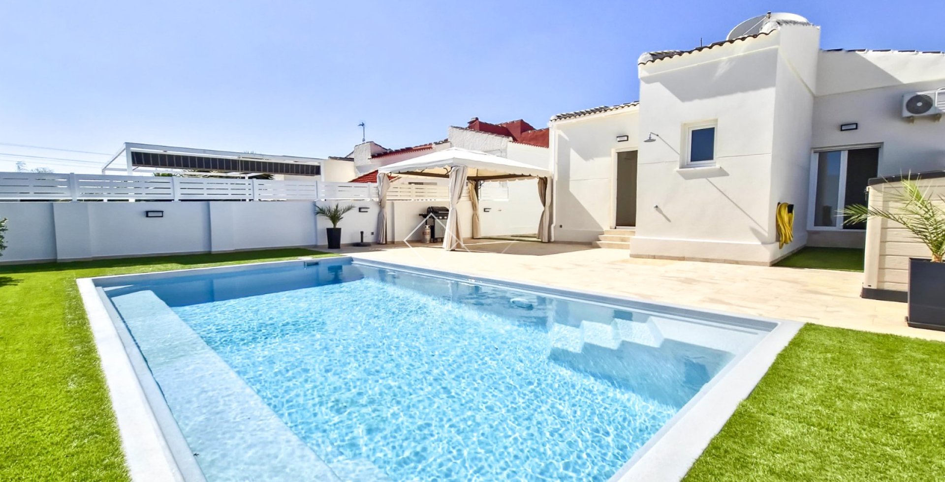  - Independent villa - Torrevieja - La Siesta - El Salado -  Torreta