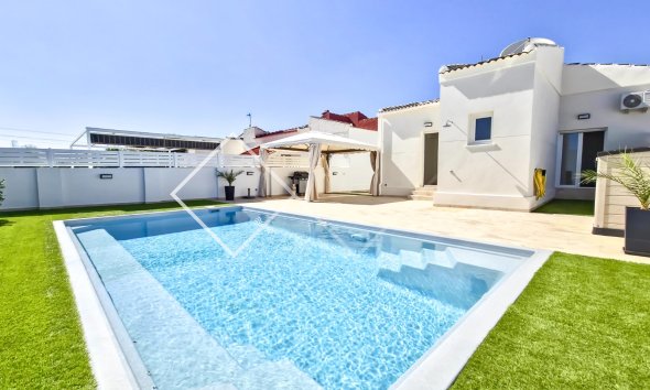  - Independent villa - Torrevieja - La Siesta - El Salado -  Torreta