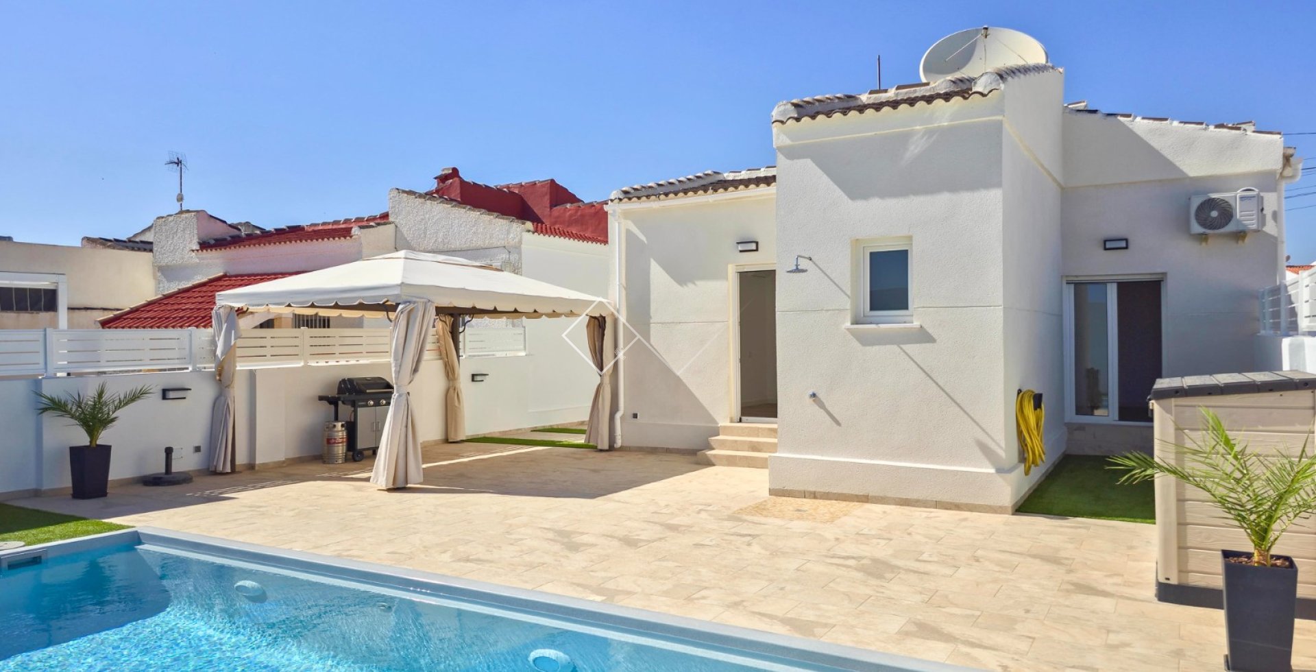  - Independent villa - Torrevieja - La Siesta - El Salado -  Torreta