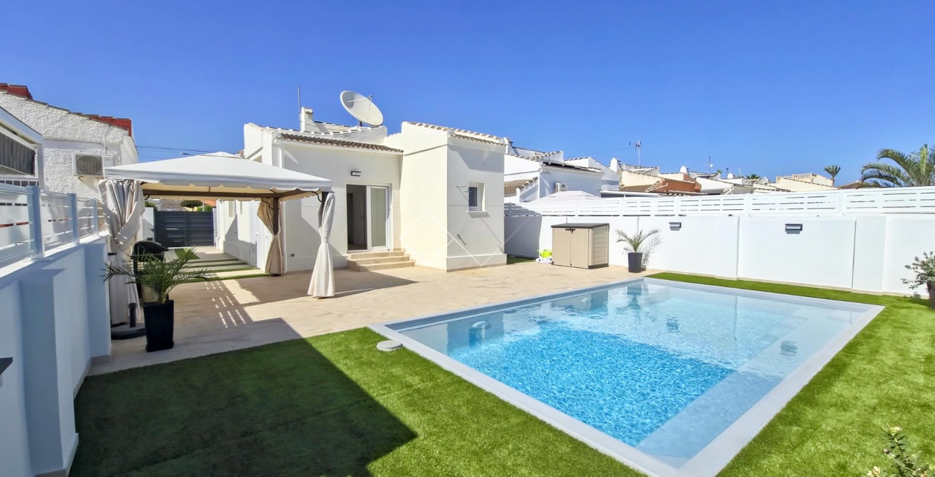  - Independent villa - Torrevieja - La Siesta - El Salado -  Torreta