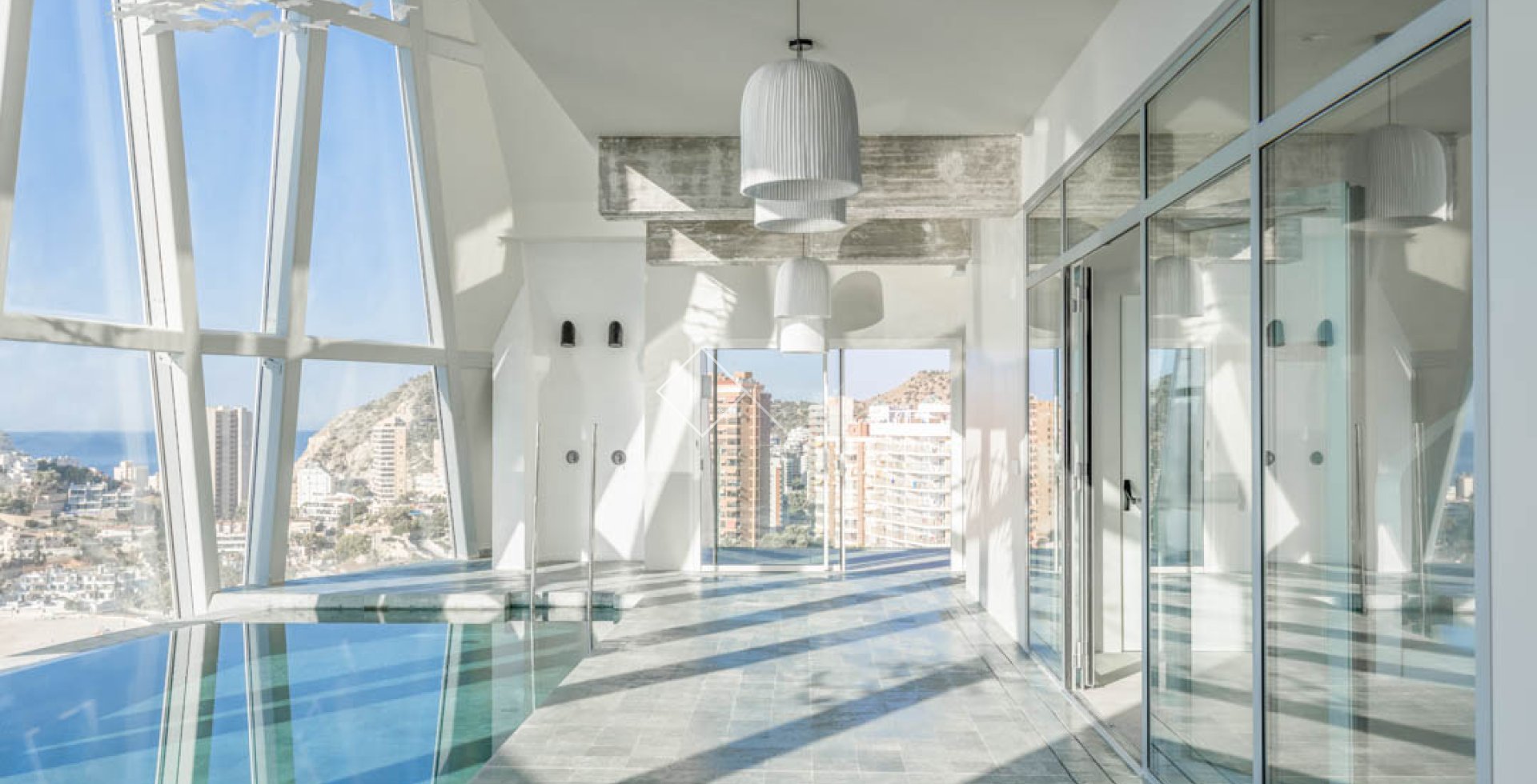 Resale - Apartment / Flat - Benidorm - Playa Poniente