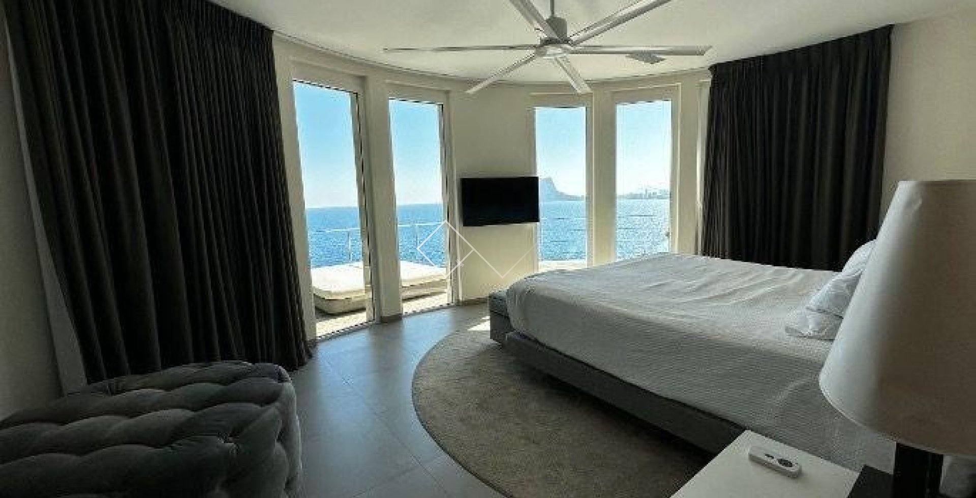 Resale - Villa - Moraira