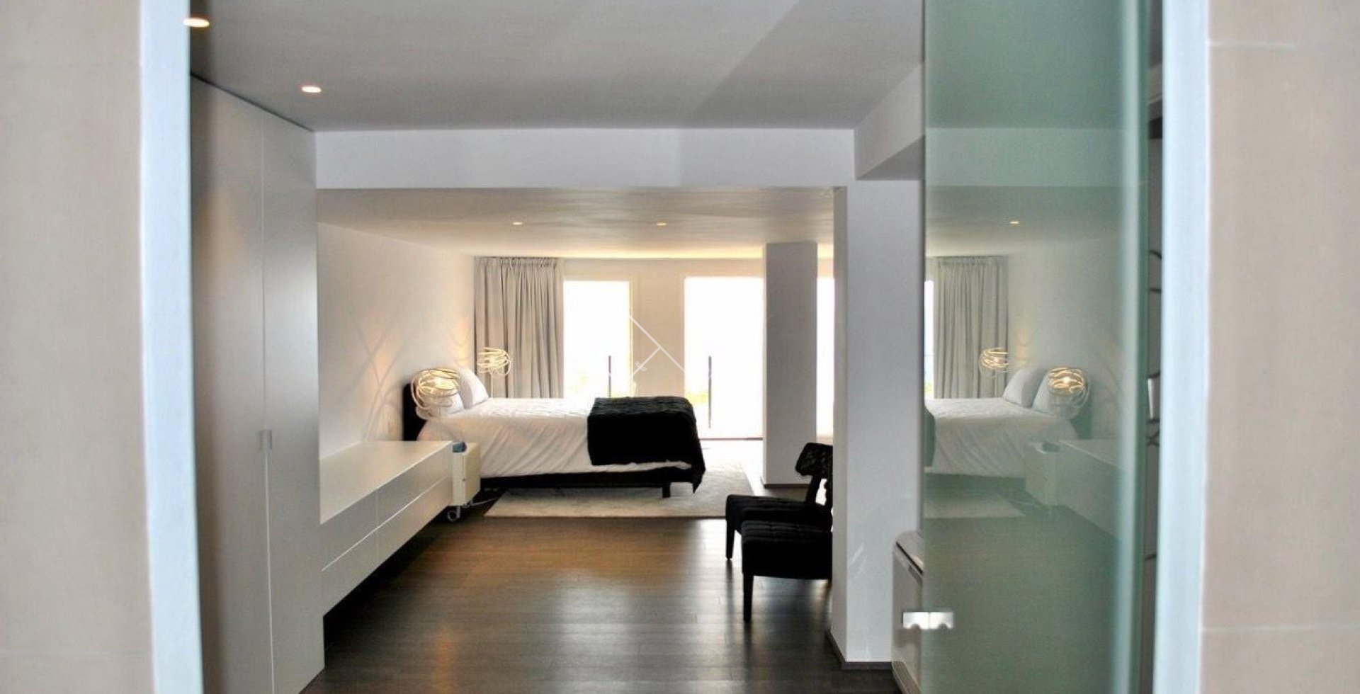 Resale - Villa - Moraira