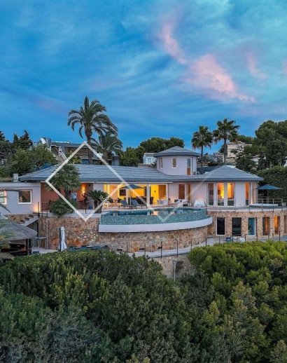 Resale - Villa - Moraira