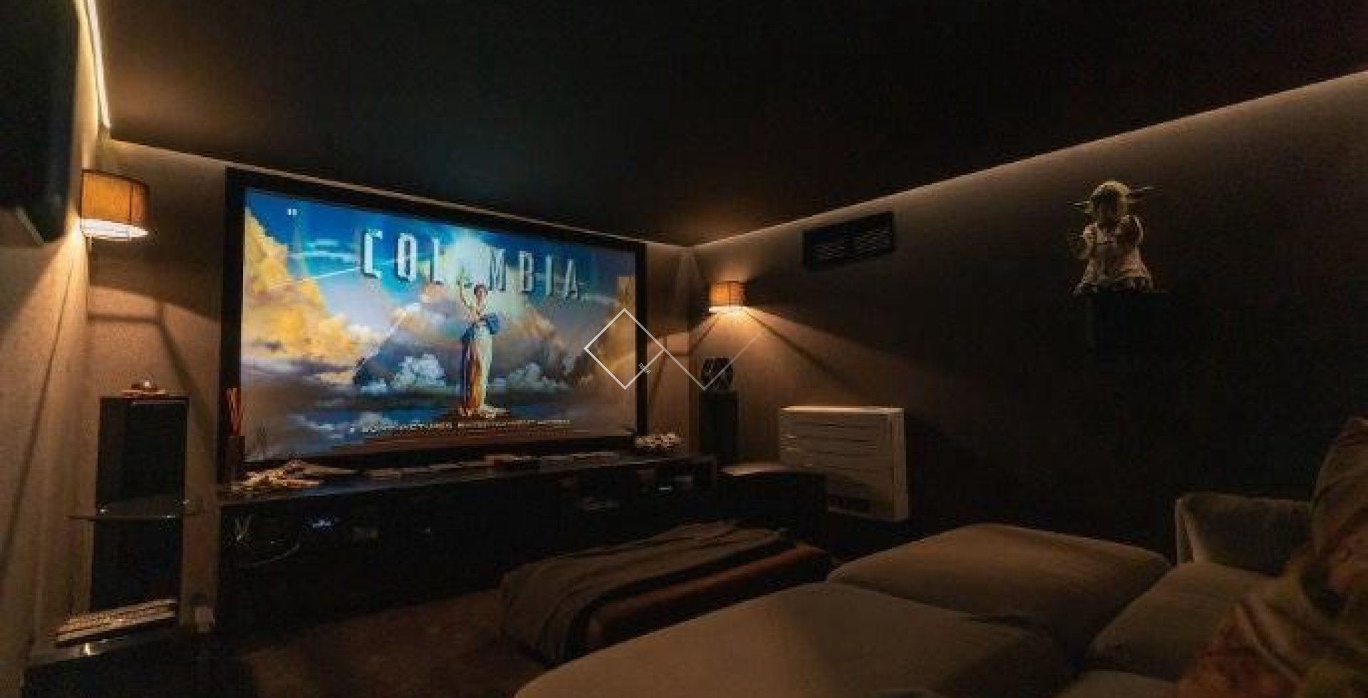 Resale - Villa - Moraira