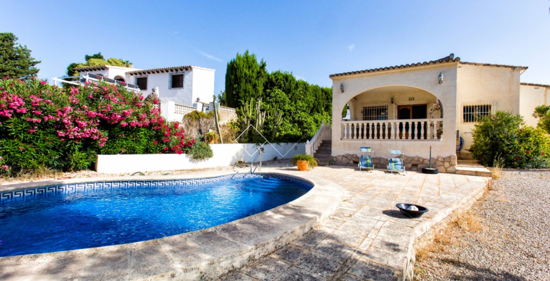 Resale - Villa - Calpe - La Empedrola