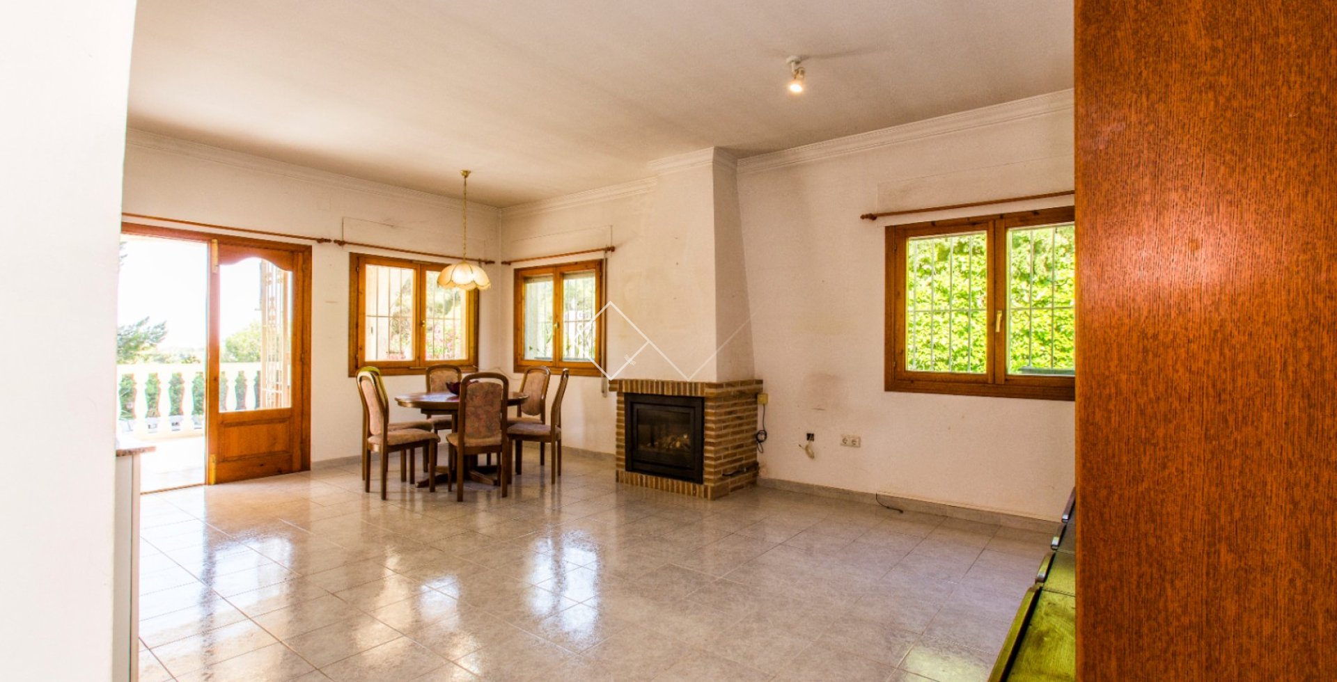 Resale - Villa - Calpe - La Empedrola