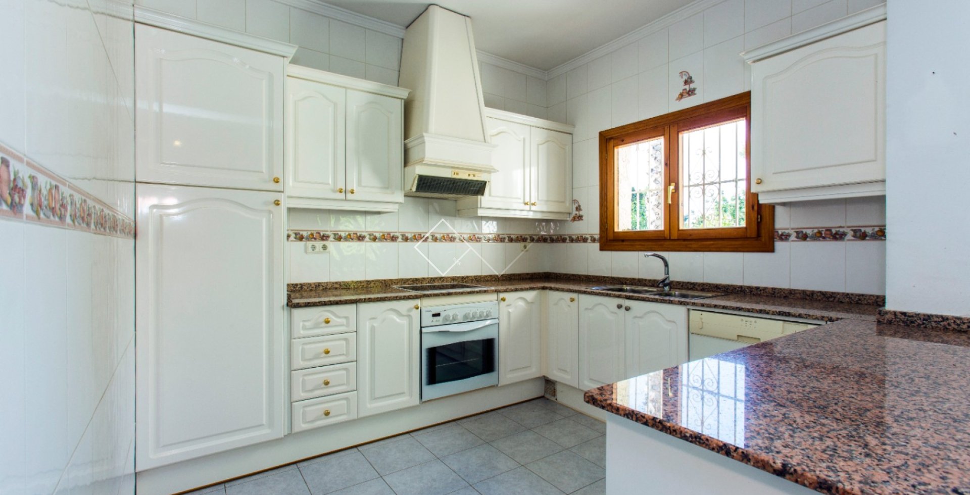 Resale - Villa - Calpe - La Empedrola