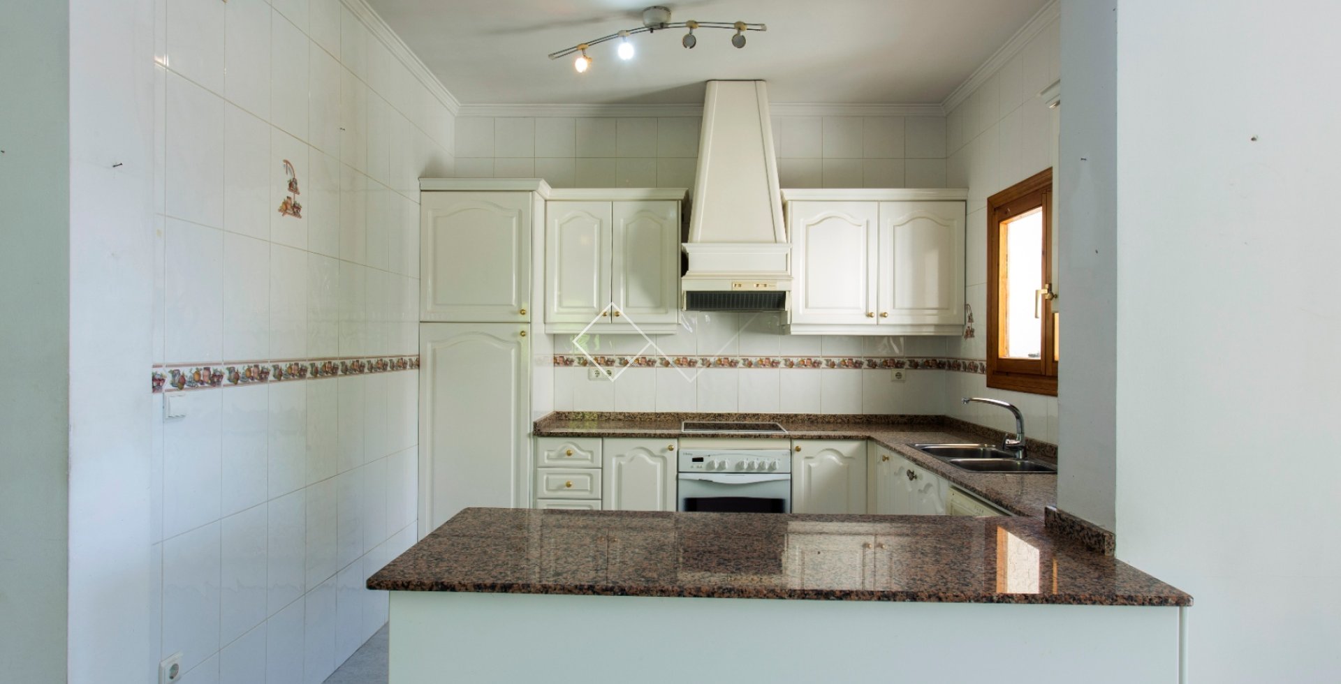 Resale - Villa - Calpe - La Empedrola