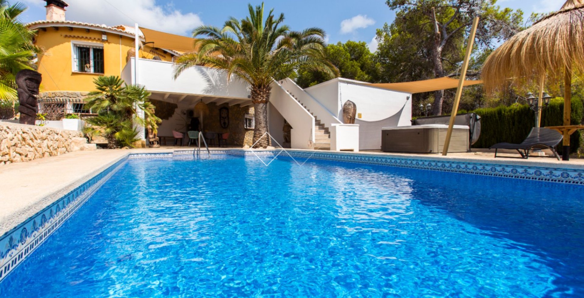 Resale - Villa - Benissa - La Fustera