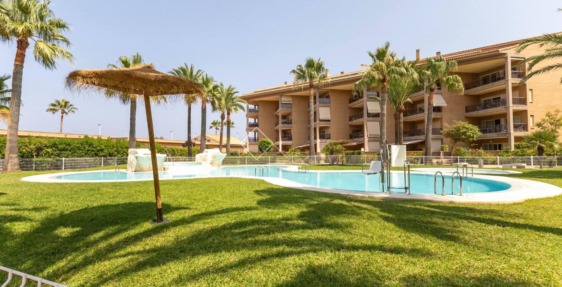 Resale - Apartment / Flat - Jávea/Xàbia - El Arenal