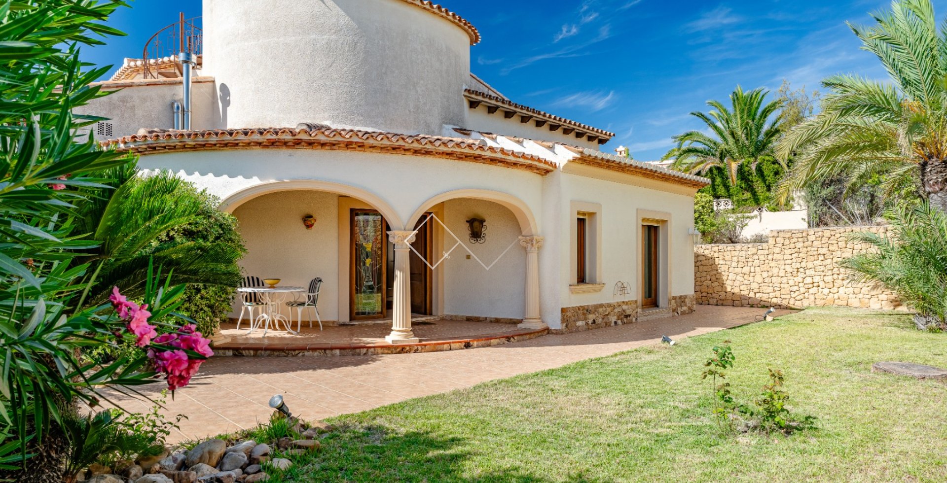 Resale - Villa - Moraira - La Arnella