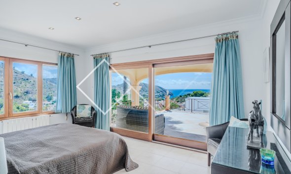 Resale - Villa - Moraira - La Arnella