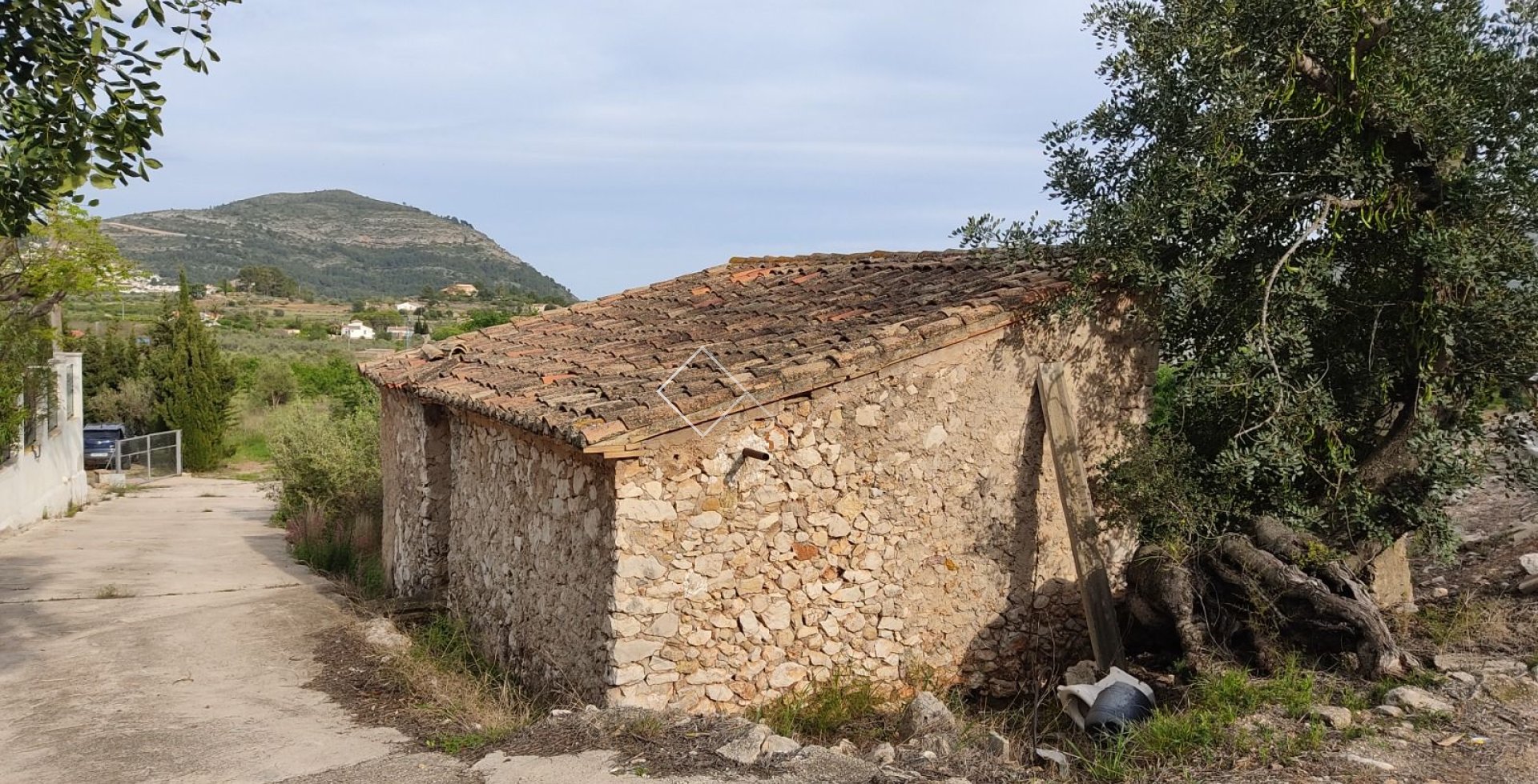  - Plots and Land - Murla