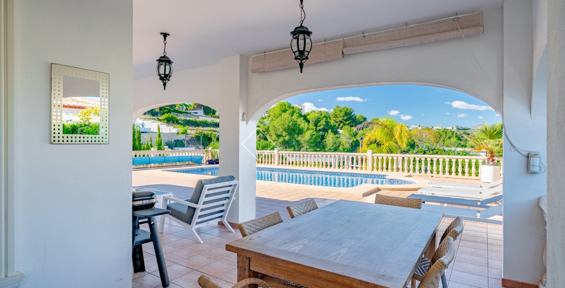 Resale - Villa - Moraira