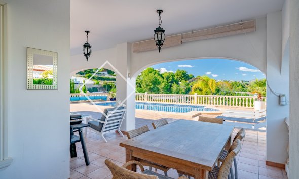 Resale - Villa - Moraira