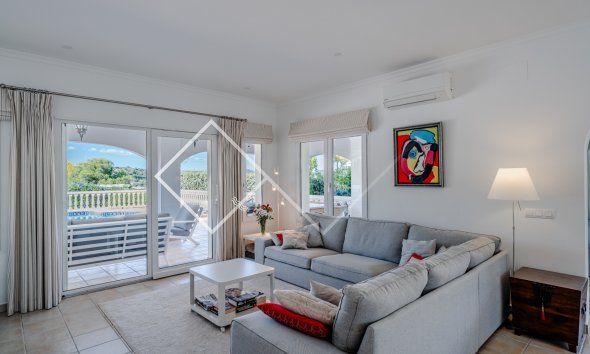 Resale - Villa - Moraira