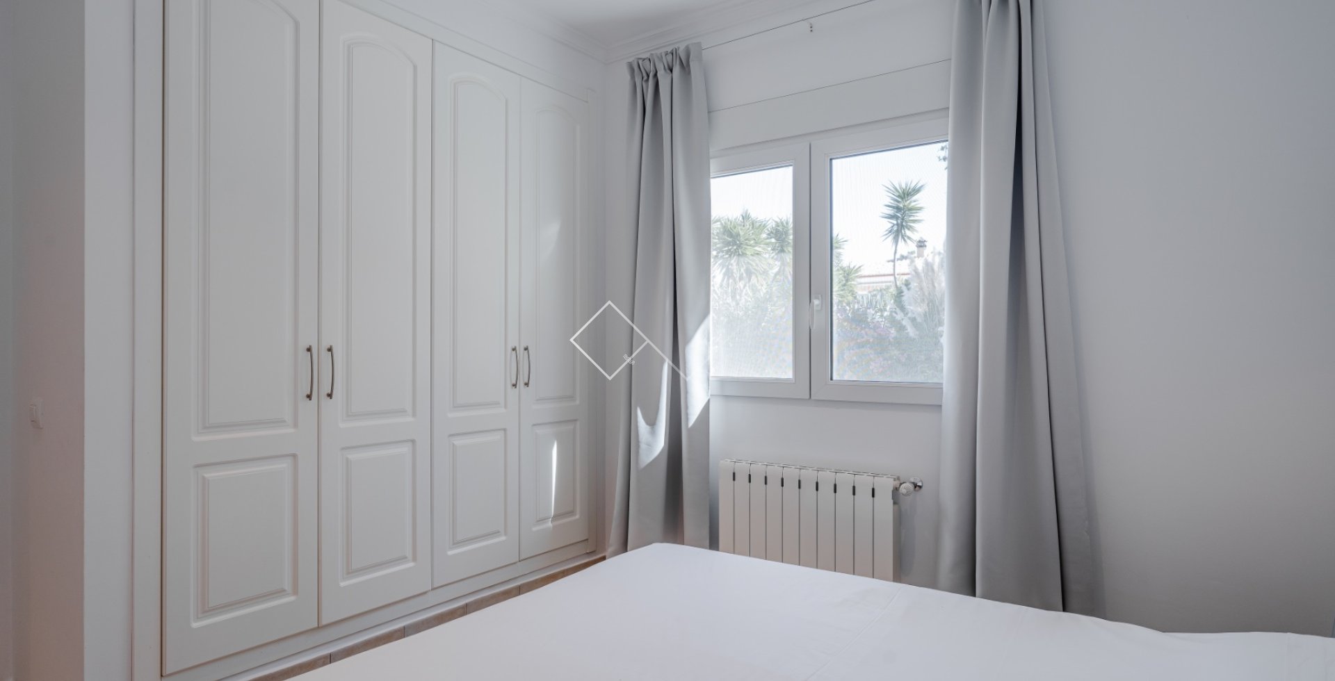 Resale - Villa - Moraira