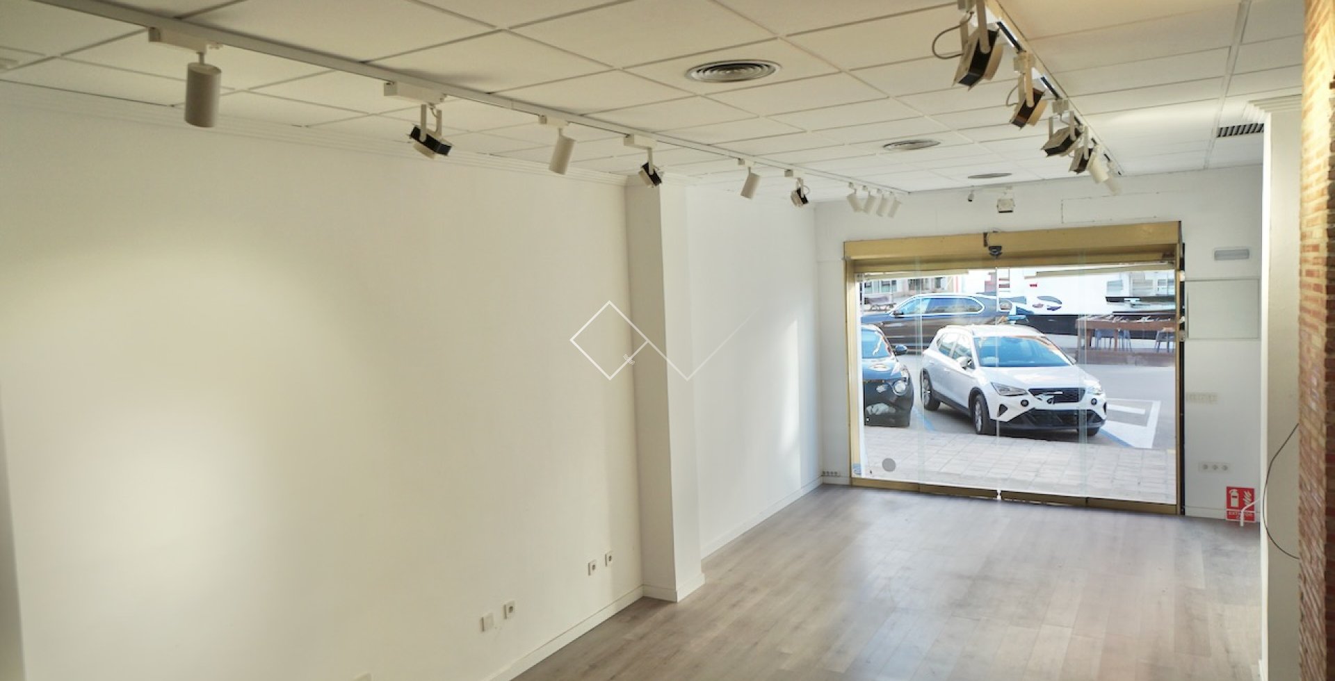 - commercial_premises - Moraira - Casco Urbano