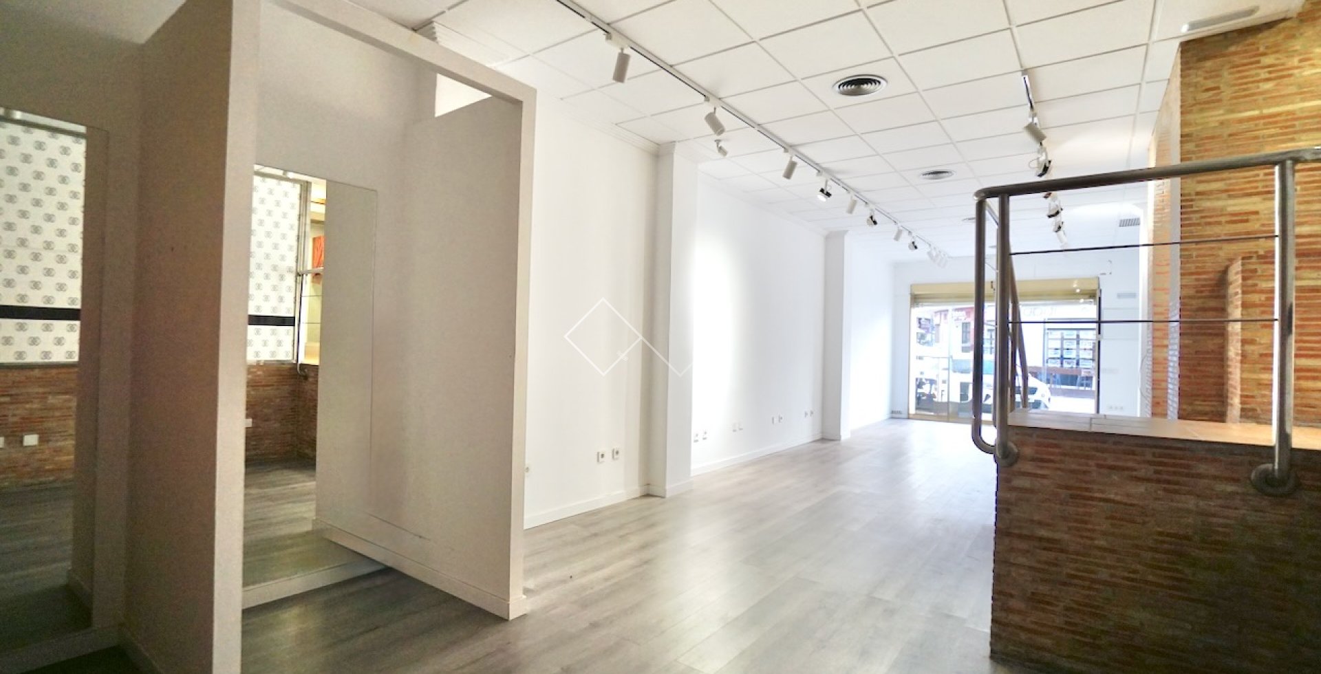  - commercial_premises - Moraira - Casco Urbano