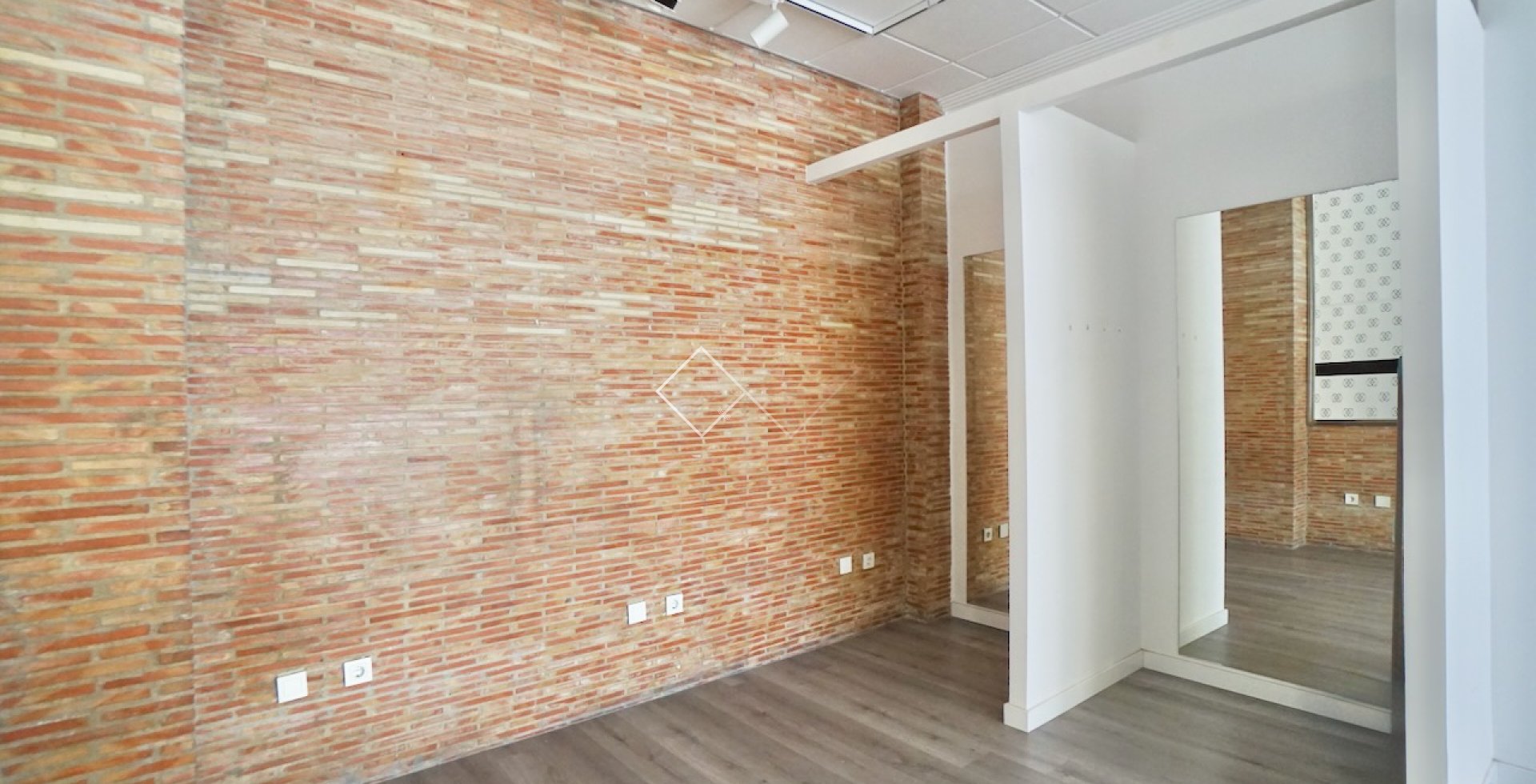  - commercial_premises - Moraira - Casco Urbano