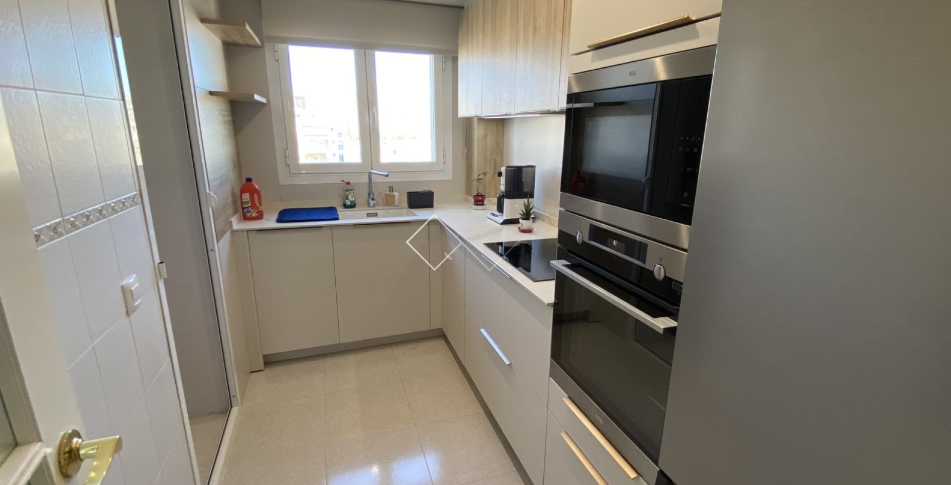  - Apartamento / Piso - Calpe - 1º  linea al mar