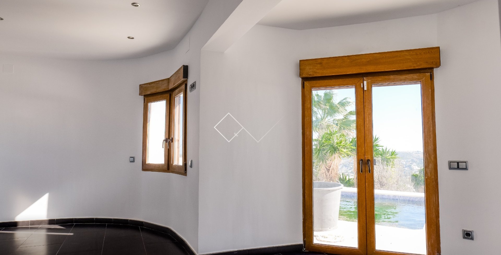 Resale - Luxury Villa - Moraira - Benimeit