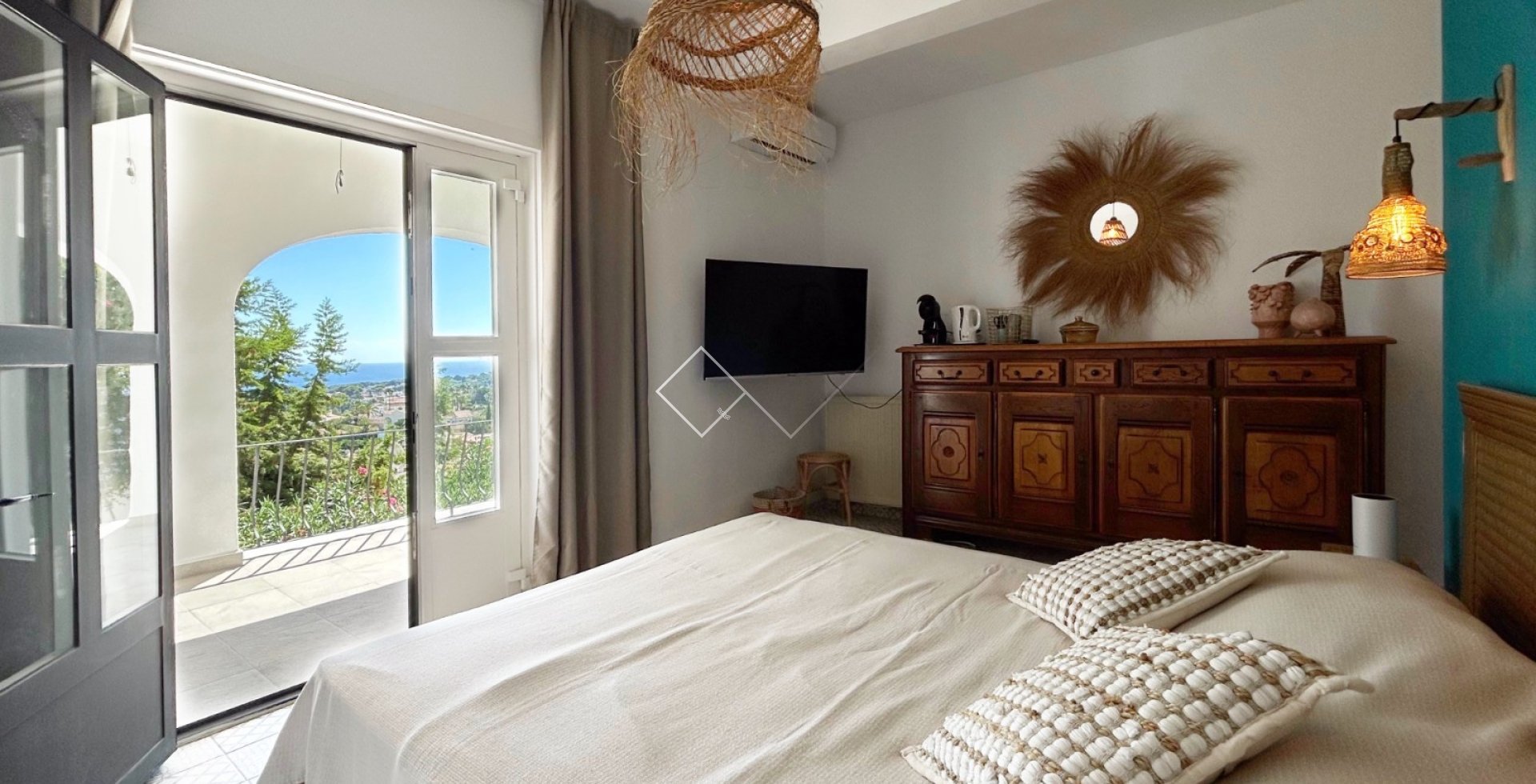 Resale - Villa - Moraira