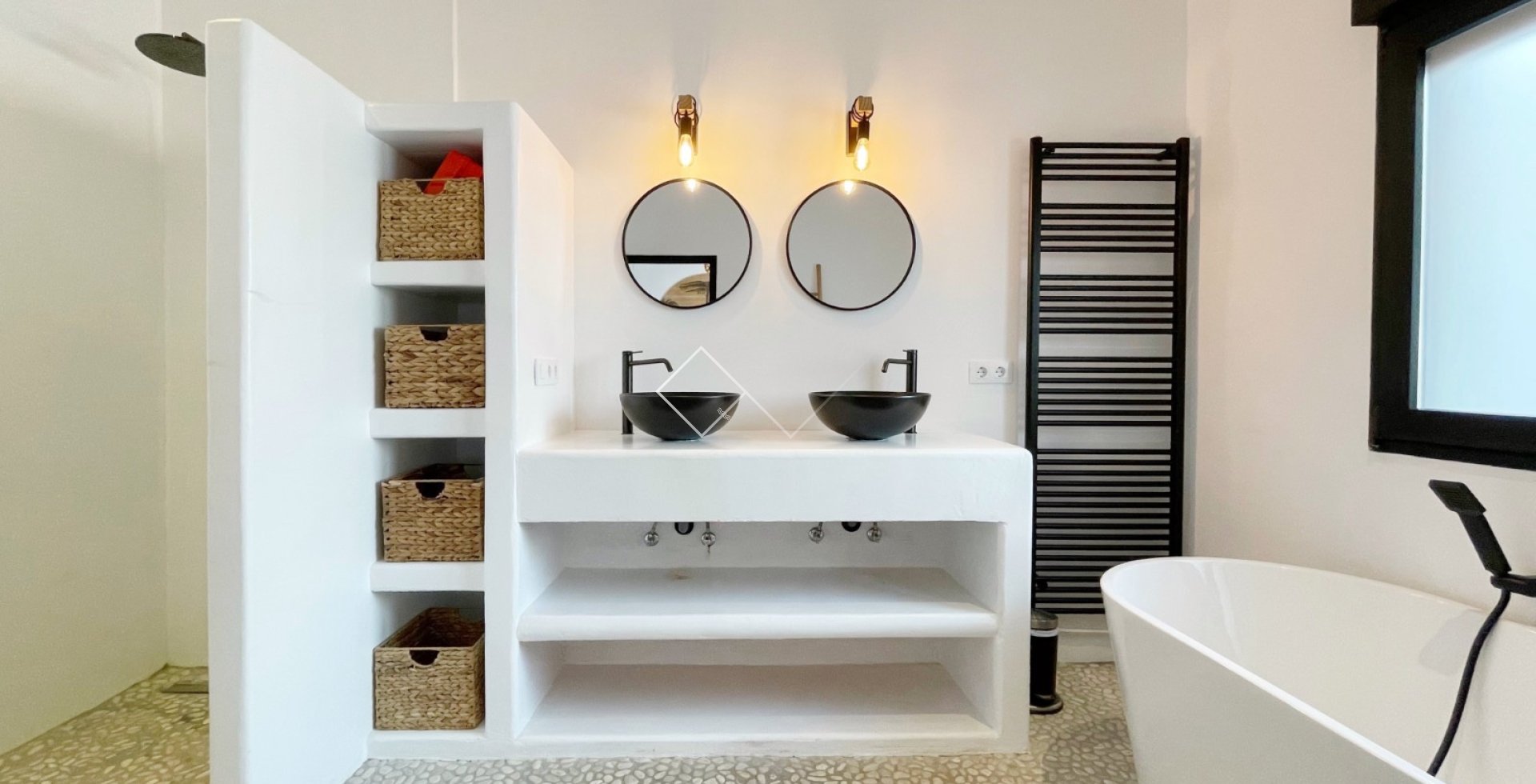 Resale - Villa - Moraira