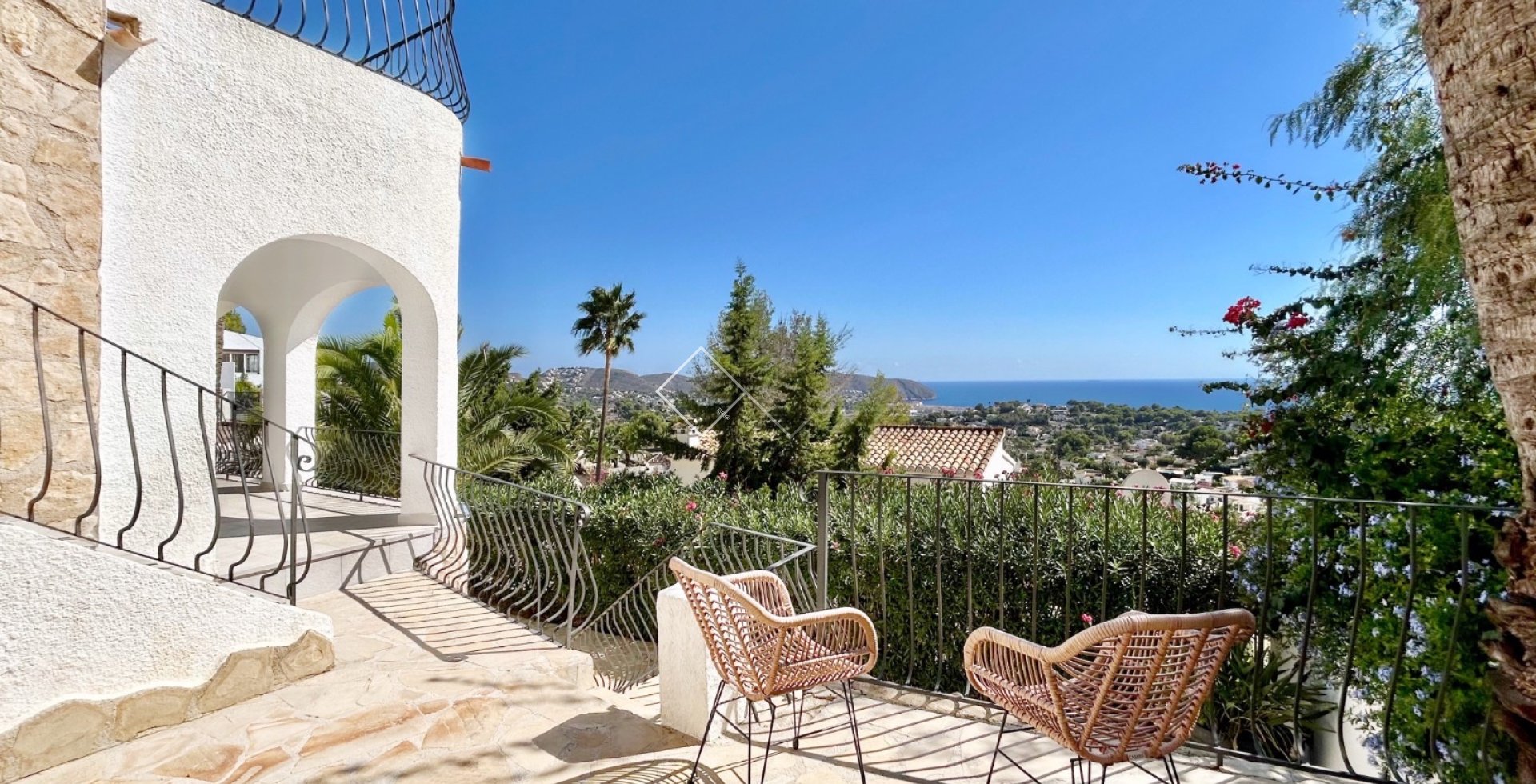 Resale - Villa - Moraira