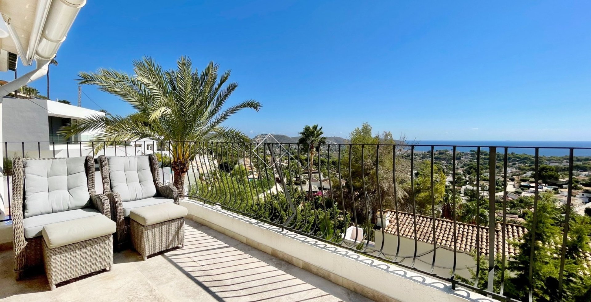 Resale - Villa - Moraira