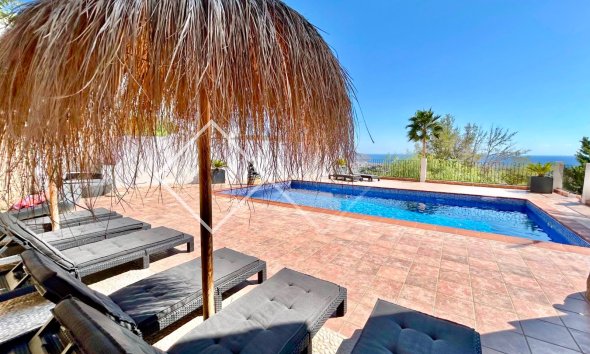 Resale - Villa - Moraira