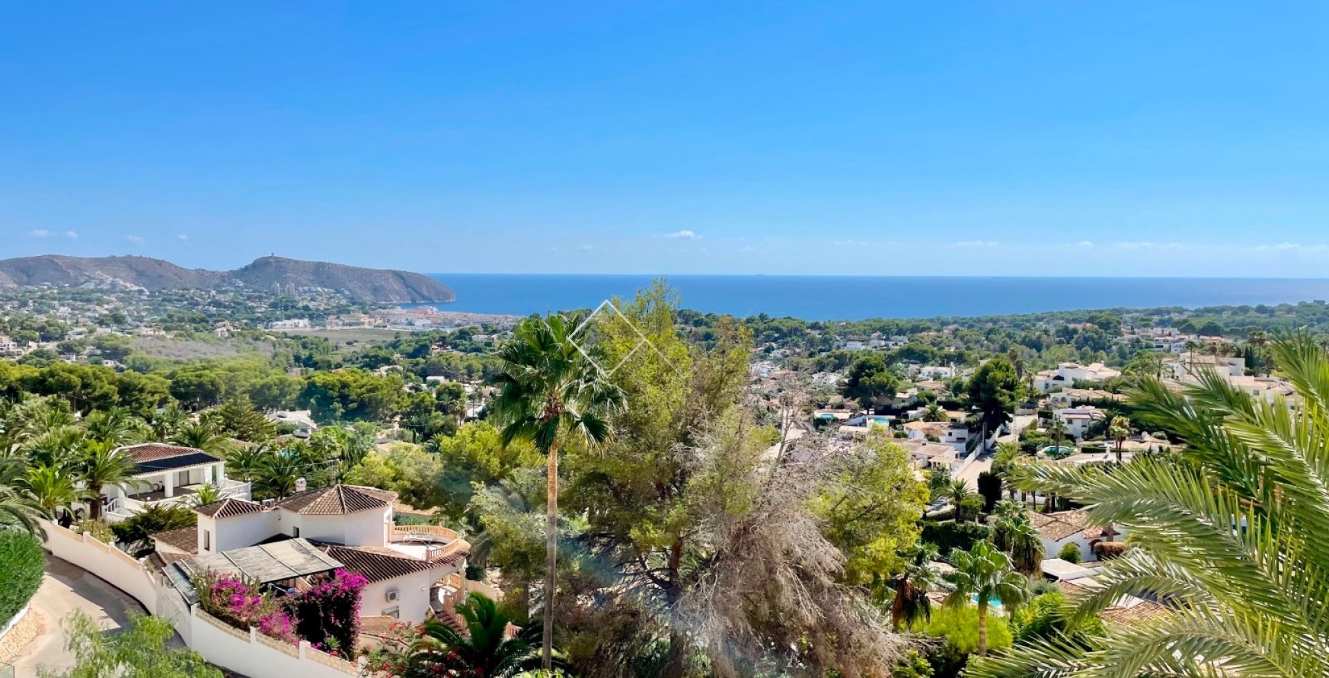 Resale - Villa - Moraira