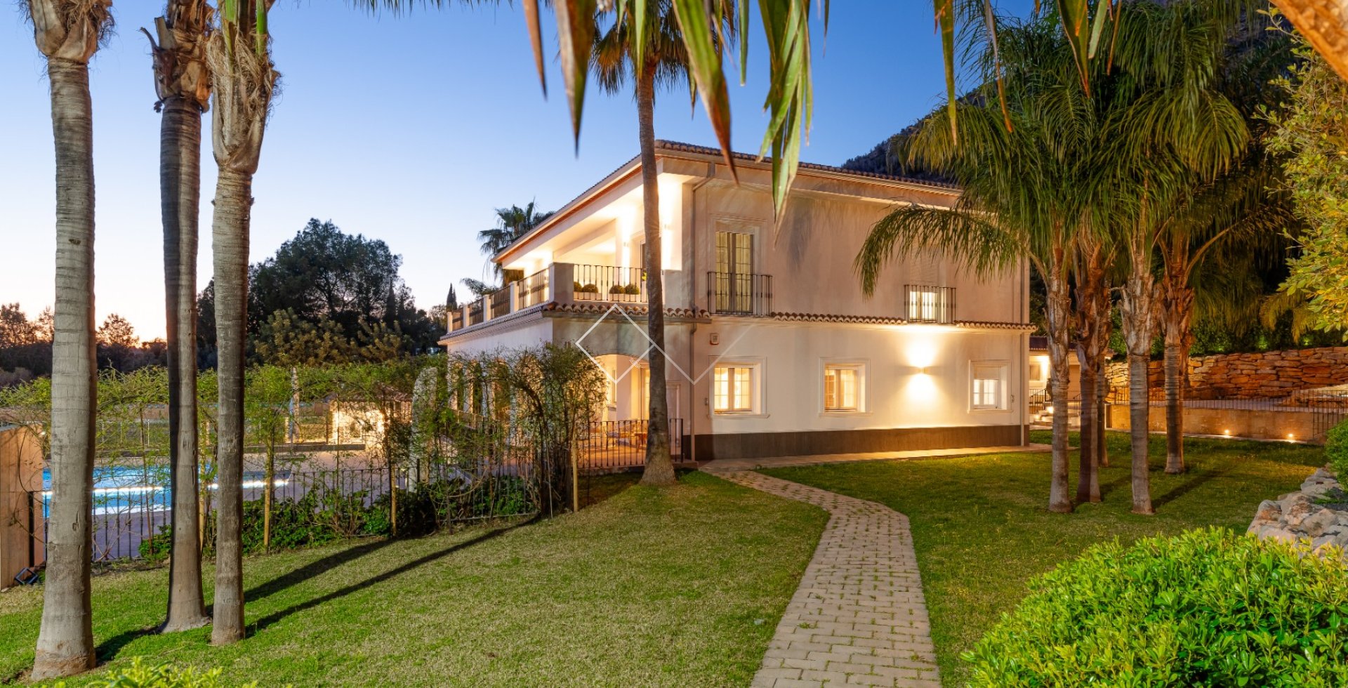 Resale - Luxury Villa - Jávea/Xàbia - Montgo