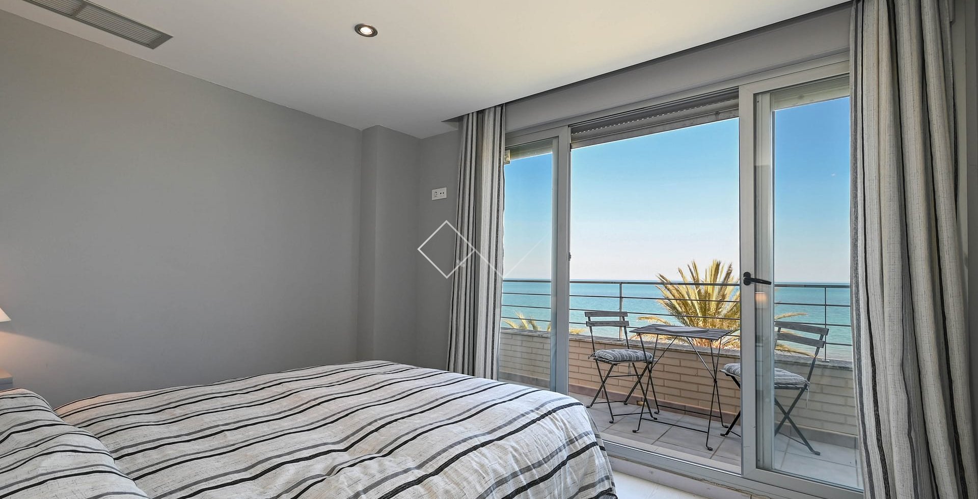  - Appartement / Flat - Denia - Dénia