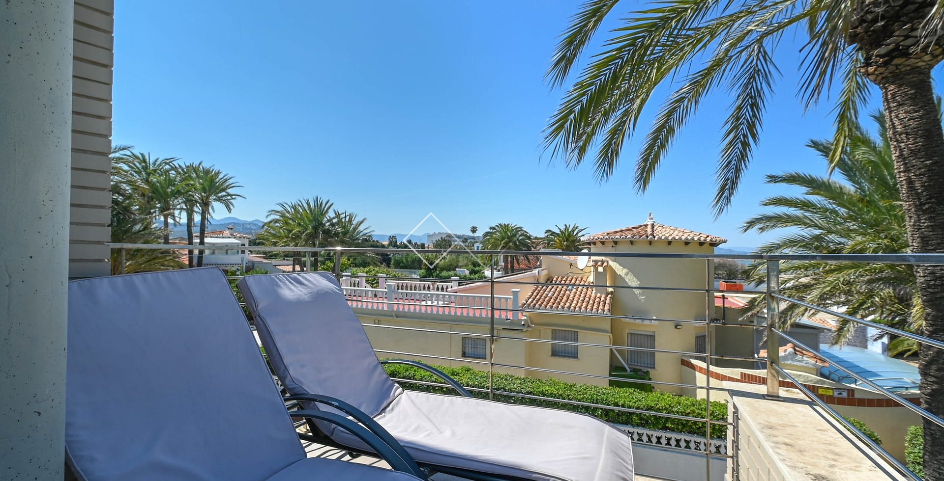  - Appartement / Flat - Denia - Dénia