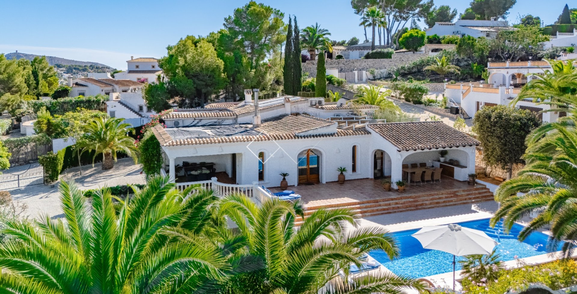 Resale - Villa - Moraira