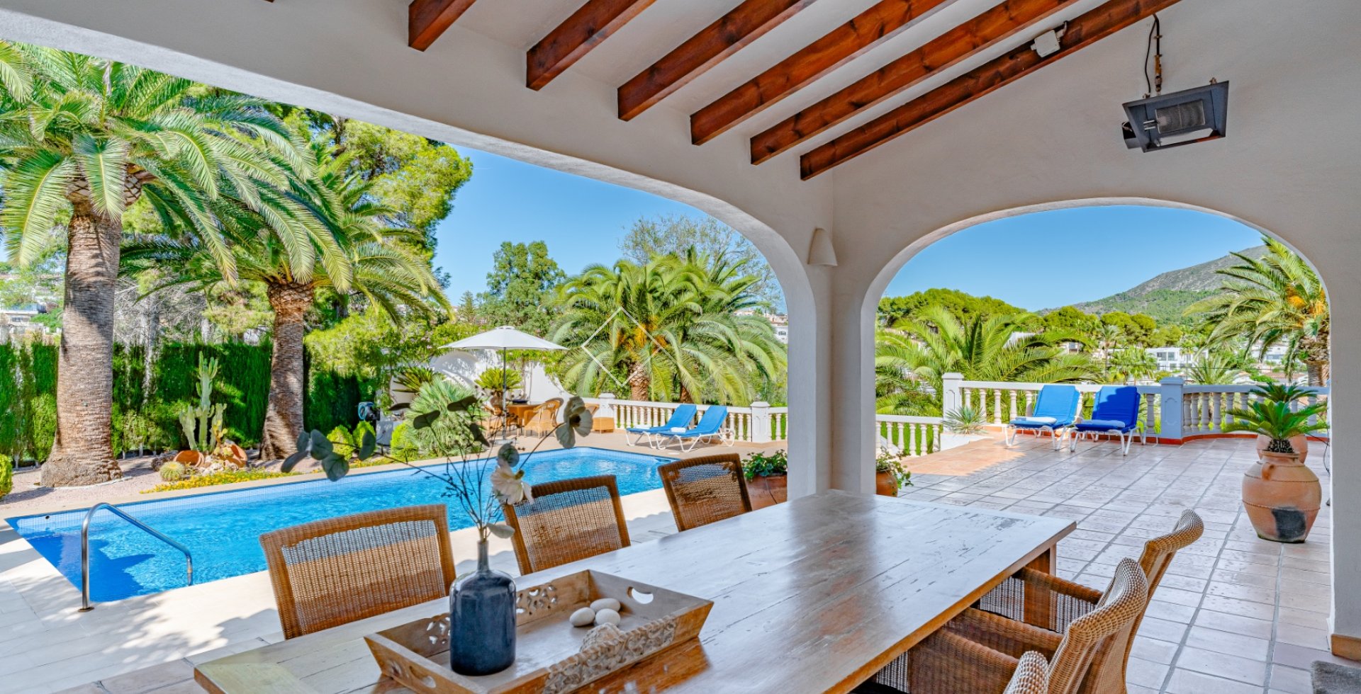 Resale - Villa - Moraira