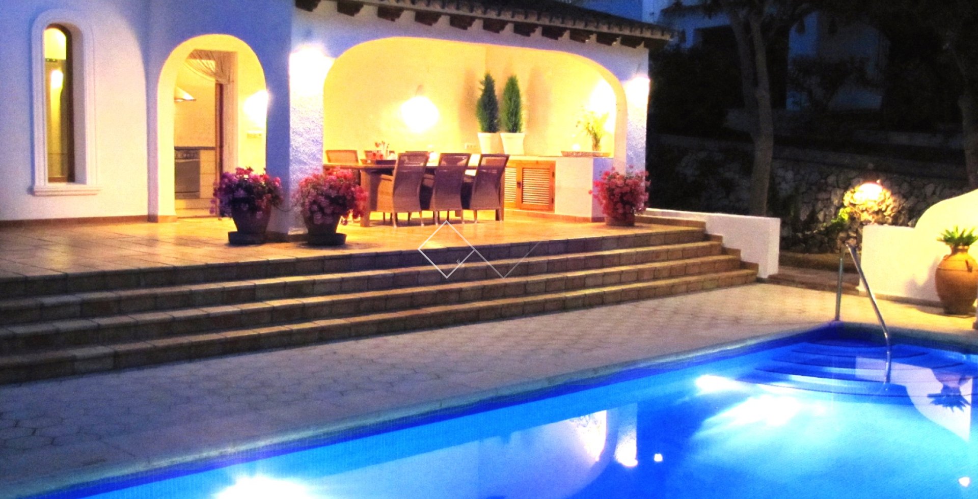 Resale - Villa - Moraira