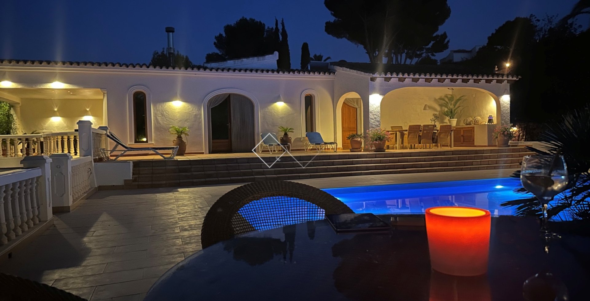 Resale - Villa - Moraira