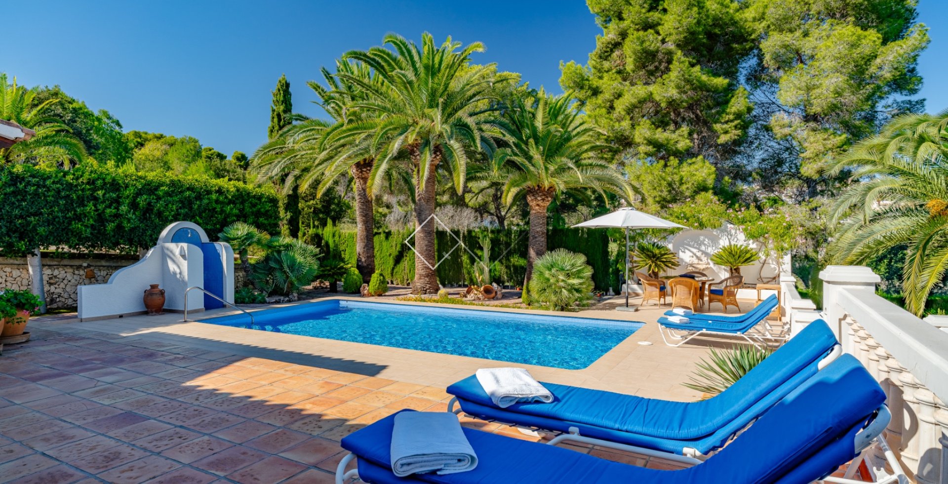 Resale - Villa - Moraira