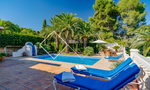 Resale - Villa - Moraira