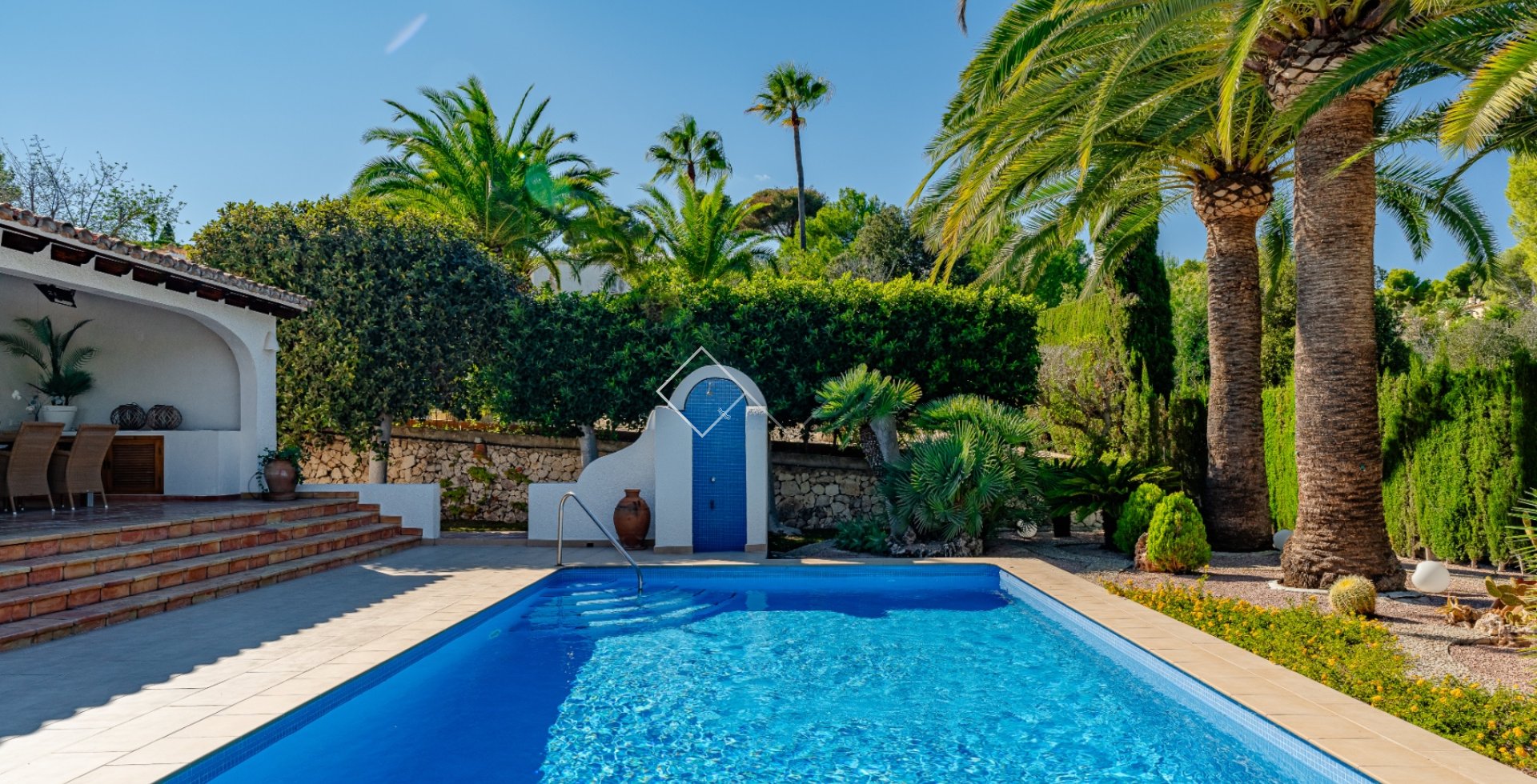 Resale - Villa - Moraira