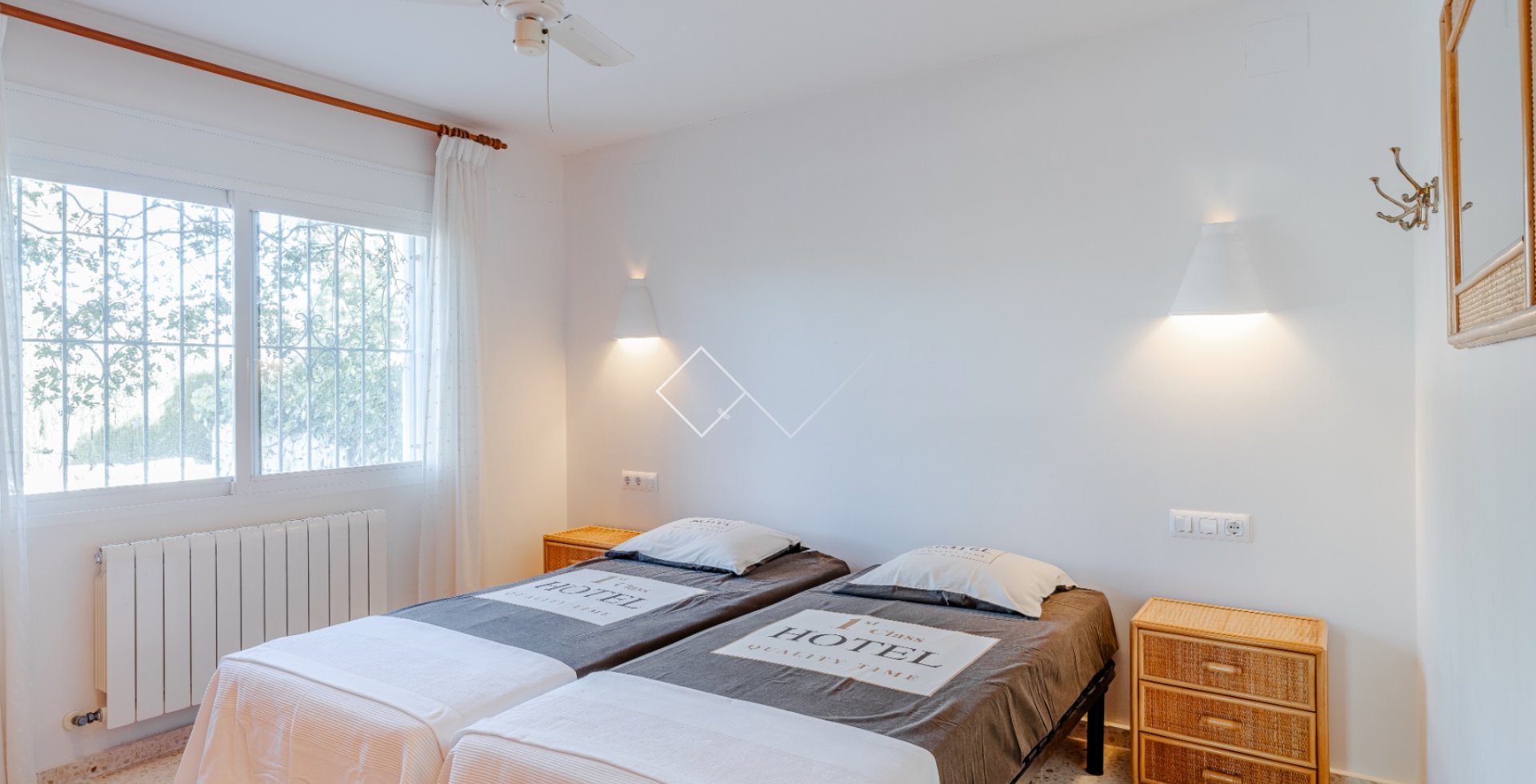 Resale - Villa - Moraira