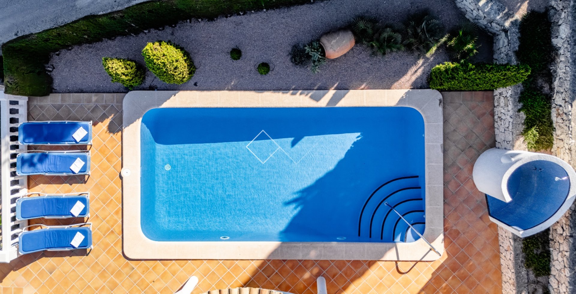 Resale - Villa - Moraira