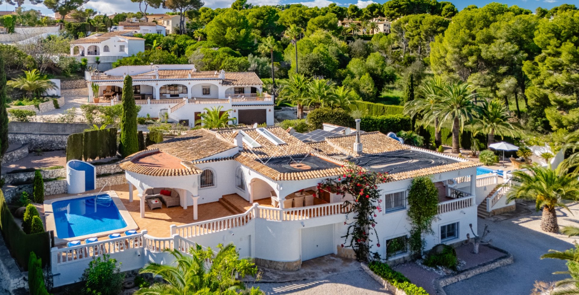 Resale - Villa - Moraira