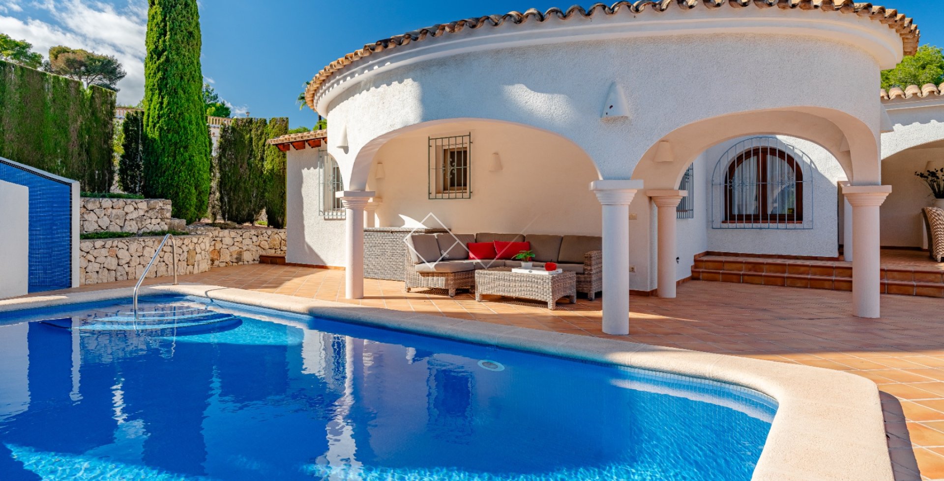 Resale - Villa - Moraira