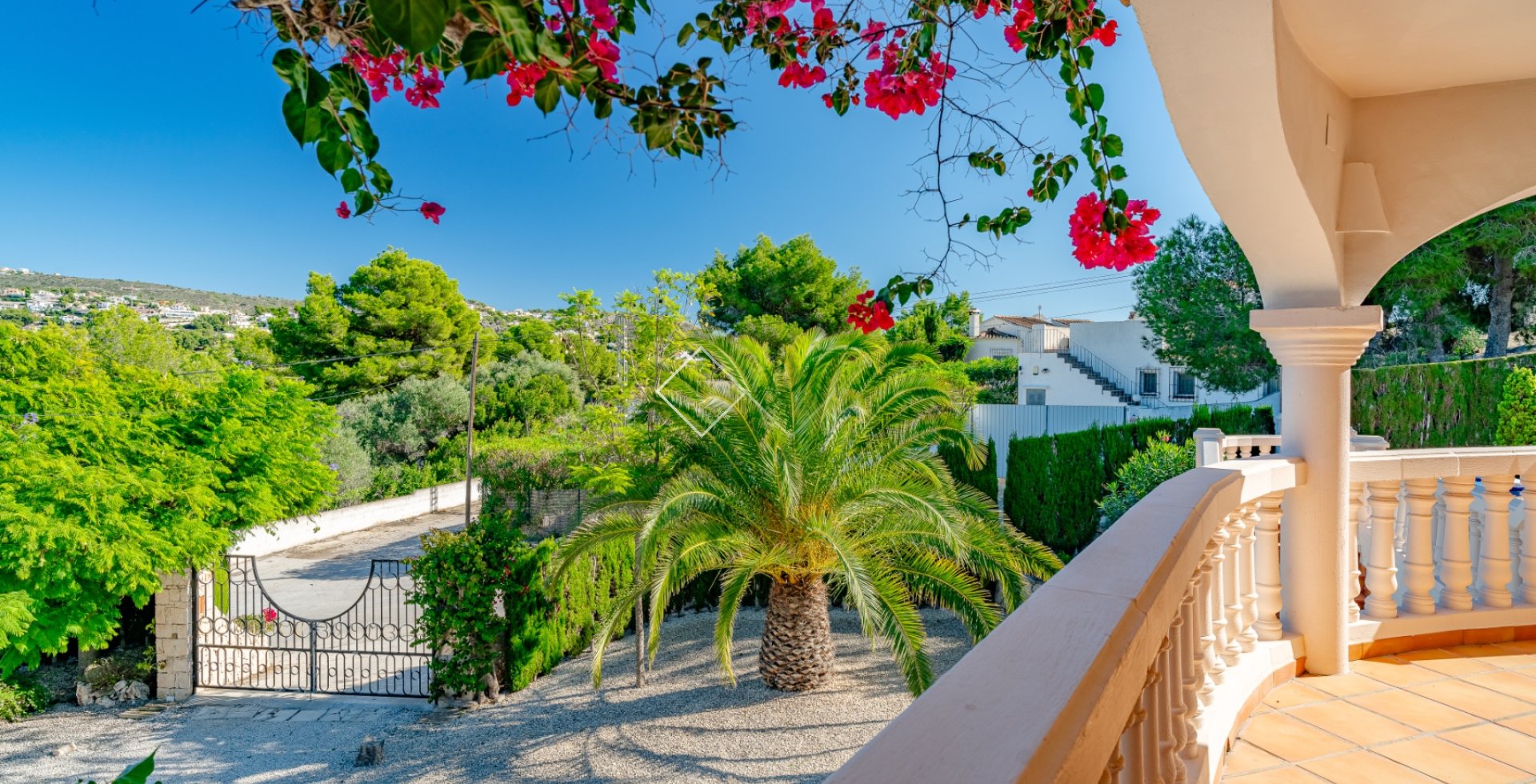 Resale - Villa - Moraira