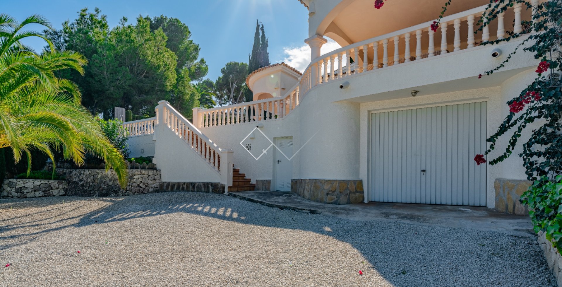 Resale - Villa - Moraira