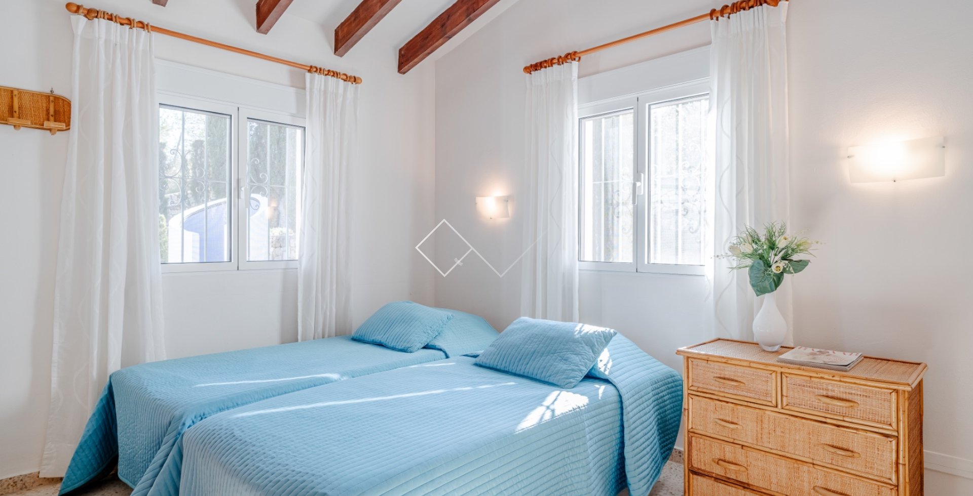 Resale - Villa - Moraira